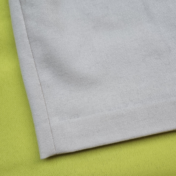 Skirt United Colors of Benetton Italy Wool Size 40 Like new - Picture 2 of 13